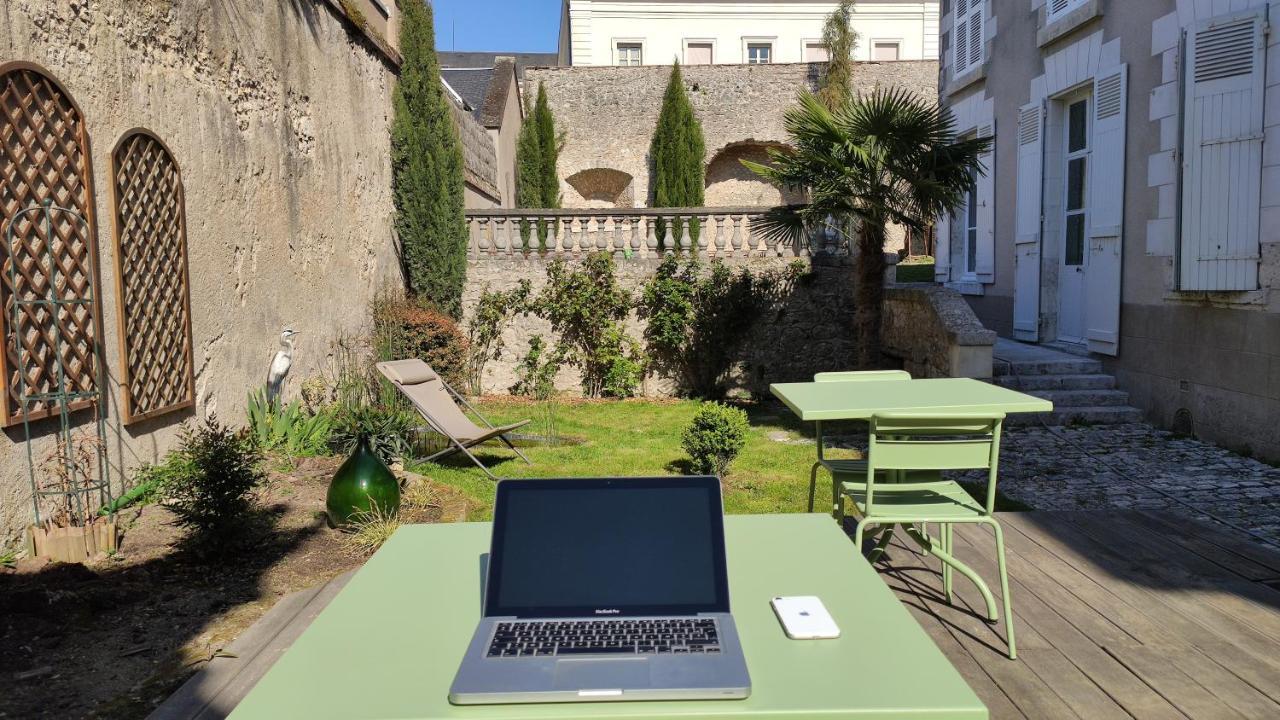 Demeure Des Cordeliers Avec Parking Prive Bed & Breakfast Blois Exterior foto