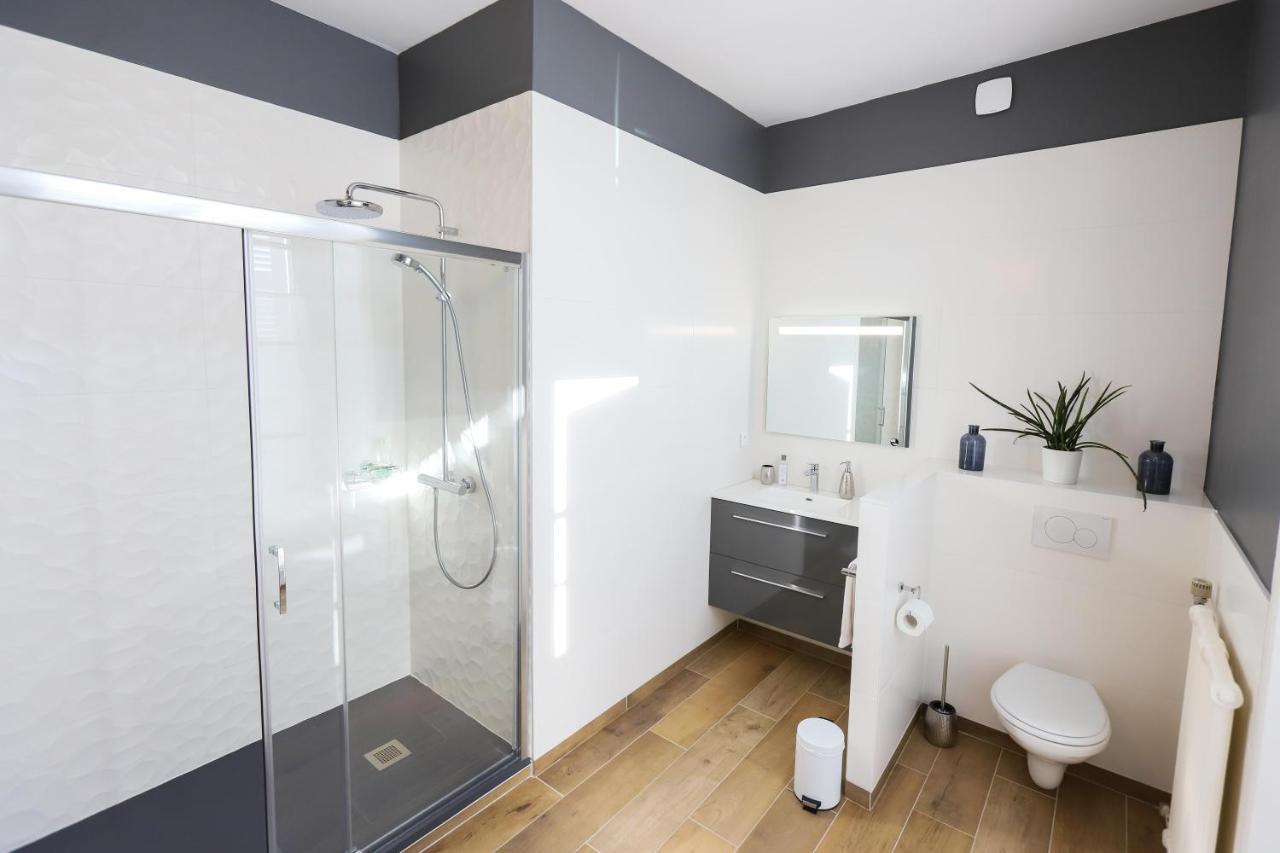 Demeure Des Cordeliers Avec Parking Prive Bed & Breakfast Blois Exterior foto
